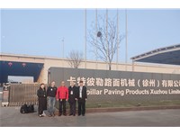 青島科德勝地與卡特合作，為卡特路基出口美國部件提供熱縮膜包裝施工服務(wù)